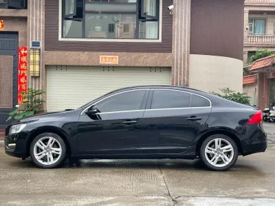 Volvo S60 2014, фото 3