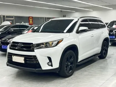 Toyota Highlander 2020, фото 1