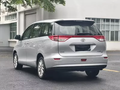 Toyota Previa 2015, фото 4