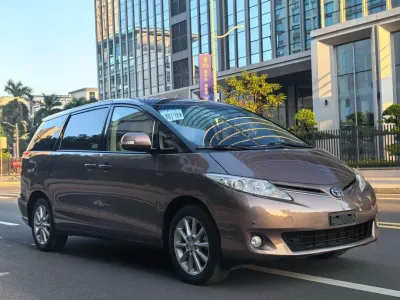 Toyota Previa 2016, фото 3