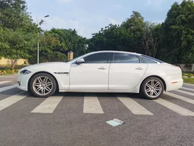 Jaguar Xj 2018, фото 4