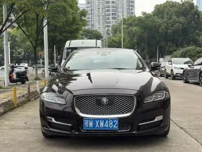 Jaguar Xj 2018, фото 2