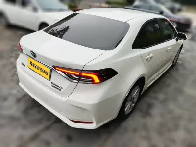 Toyota Corolla 2023, фото 4