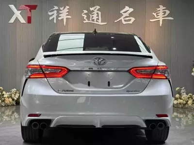 Toyota Camry 2022, фото 4