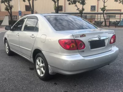 Toyota Corolla 2010, фото 4