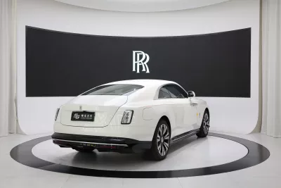 Rolls-Royce The-Shining 2026, фото 5