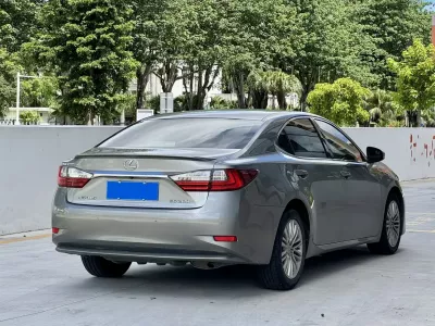 Lexus Es 2016, фото 6