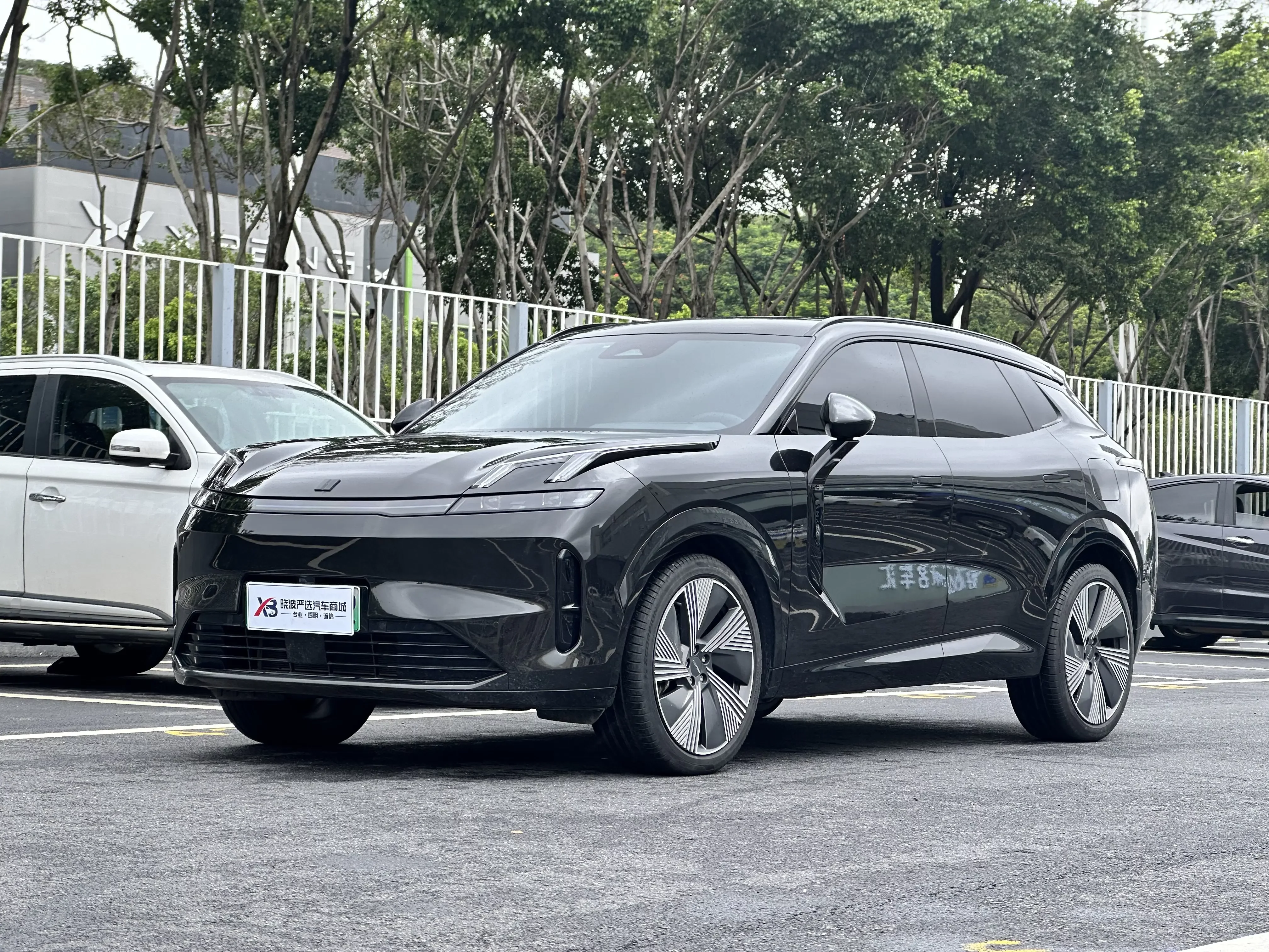 Lynk-Co 08-Em-P 2023