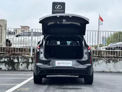 Lynk-Co 08-Em-P 2023, фото 6
