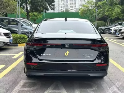 Honda Accord 2024, фото 5