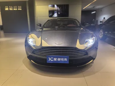 Aston-Martin Db11 2020, фото 2