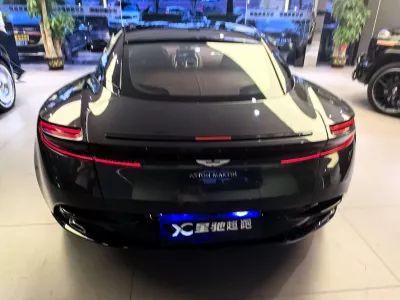 Aston-Martin Db11 2020, фото 5