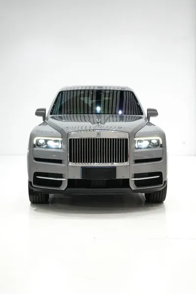 Rolls-Royce Cullinan 2020, фото 2