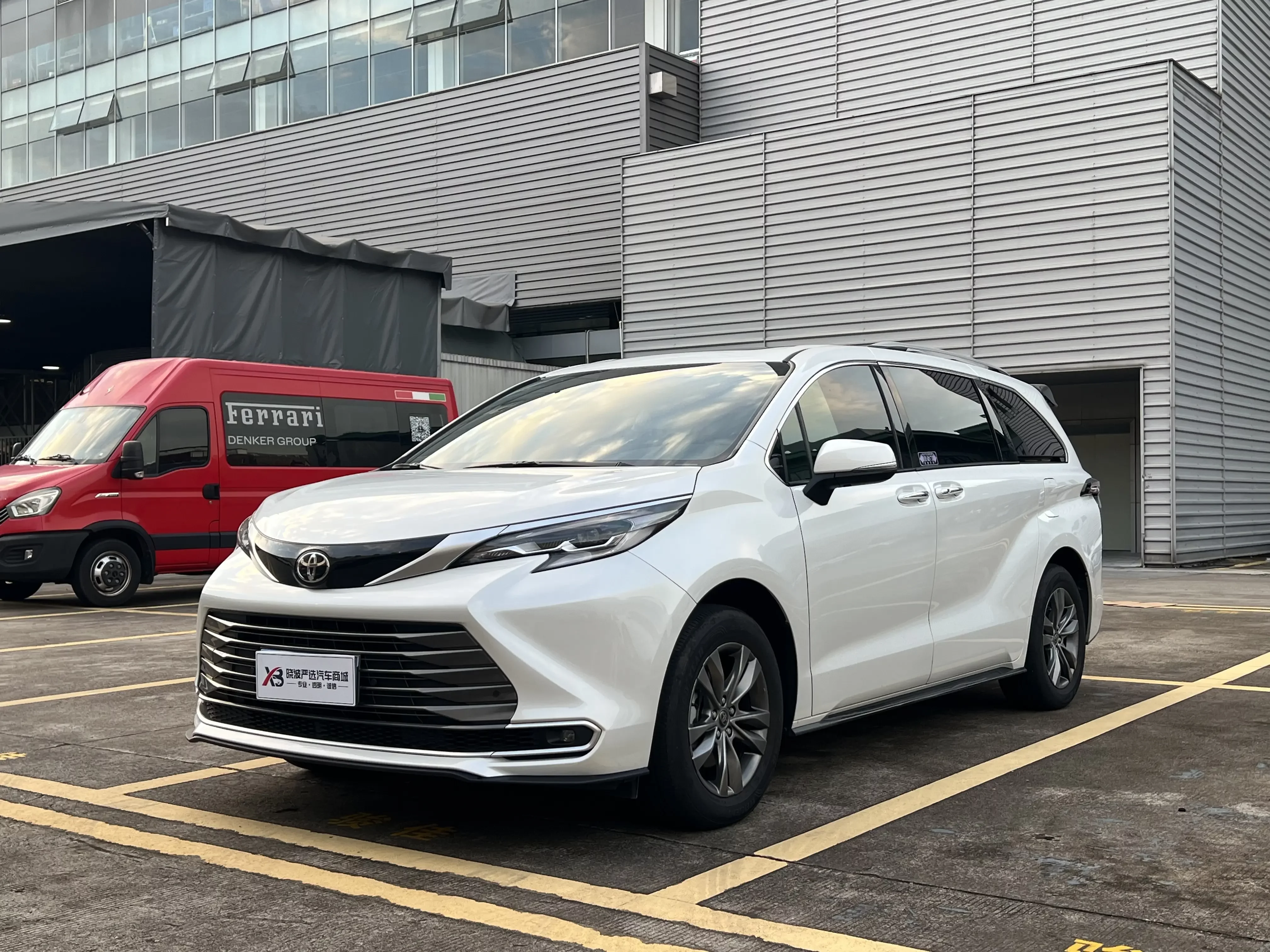 Toyota Sienna 2025
