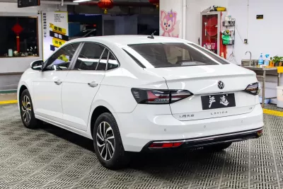 Volkswagen Lavida 2023, фото 4