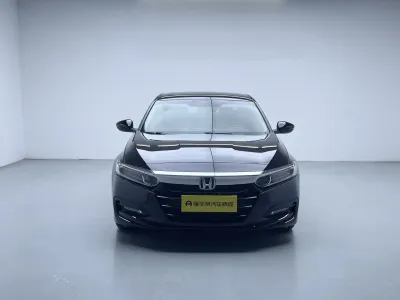 Honda Accord 2019, фото 2