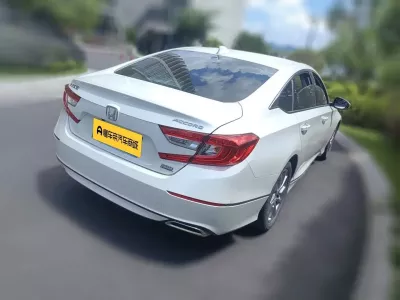 Honda Accord 2020, фото 4