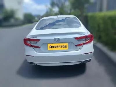 Honda Accord 2020, фото 5