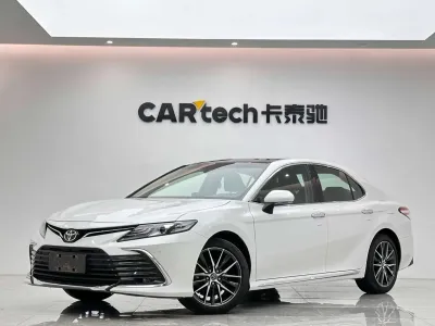 Toyota Camry 2024, фото 1