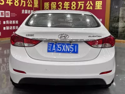 Hyundai Elantra 2013, фото 5