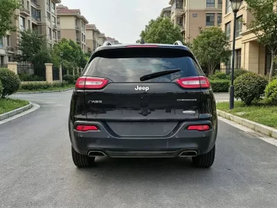 Jeep Cherokee 2016, фото 5