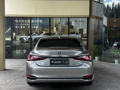 Lexus Es 2024, фото 3