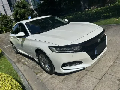 Honda Accord 2020, фото 3