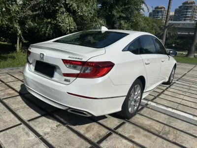 Honda Accord 2020, фото 6