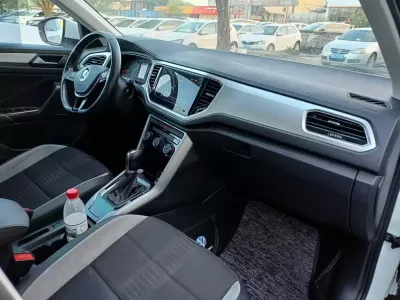 Volkswagen T-Roc 2023, фото 5