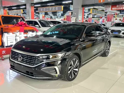Volkswagen Passat 2024, фото 1
