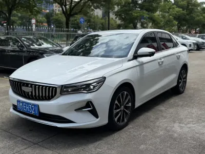 Geely Emgrand 2025, фото 1