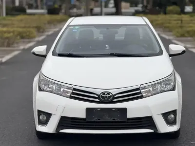 Toyota Corolla 2015, фото 2