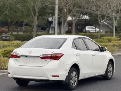 Toyota Corolla 2015, фото 6