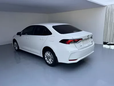 Toyota Corolla 2022, фото 4