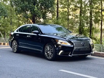 Lexus LS 2013, фото 3
