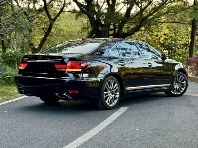 Lexus LS 2013, фото 6