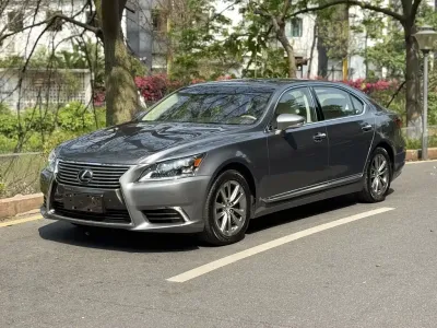 Lexus LS 2016, фото 1