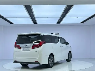 Toyota Alphard 2022, фото 5