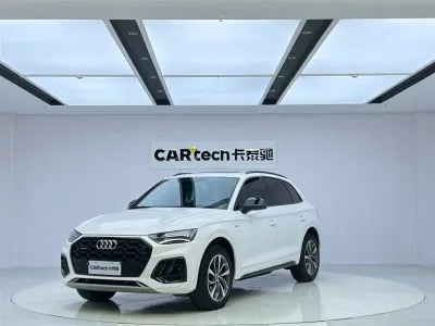 Audi Q5L 2023, фото 1