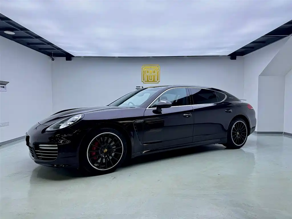 Porsche Panamera 2013