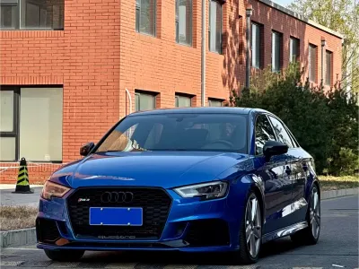 Audi RS 3 2017, фото 1