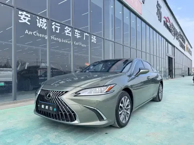 Lexus ES 2023, фото 1