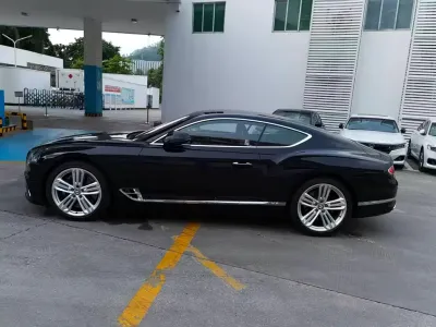 Bentley Continental 2020, фото 6