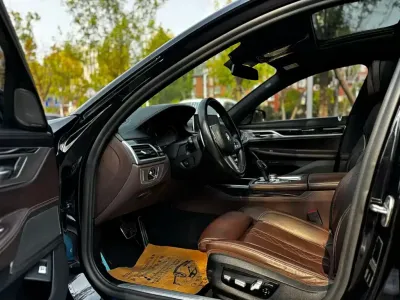 BMW 7 Series 2019, фото 3