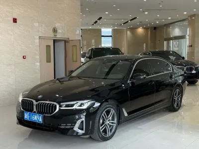 BMW 5 Series 2023, фото 1