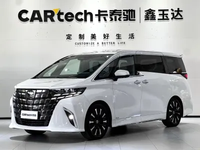 Toyota Elfa 2024, фото 1