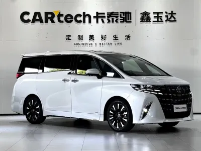 Toyota Elfa 2024, фото 3
