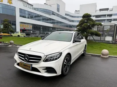 Mercedes-Benz C-Class 2019, фото 1