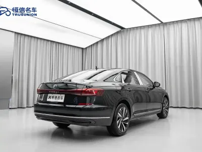 Volkswagen Passat 2025, фото 4