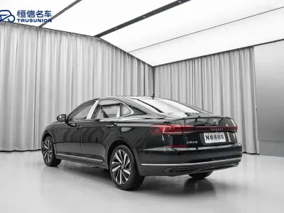 Volkswagen Passat 2025, фото 6